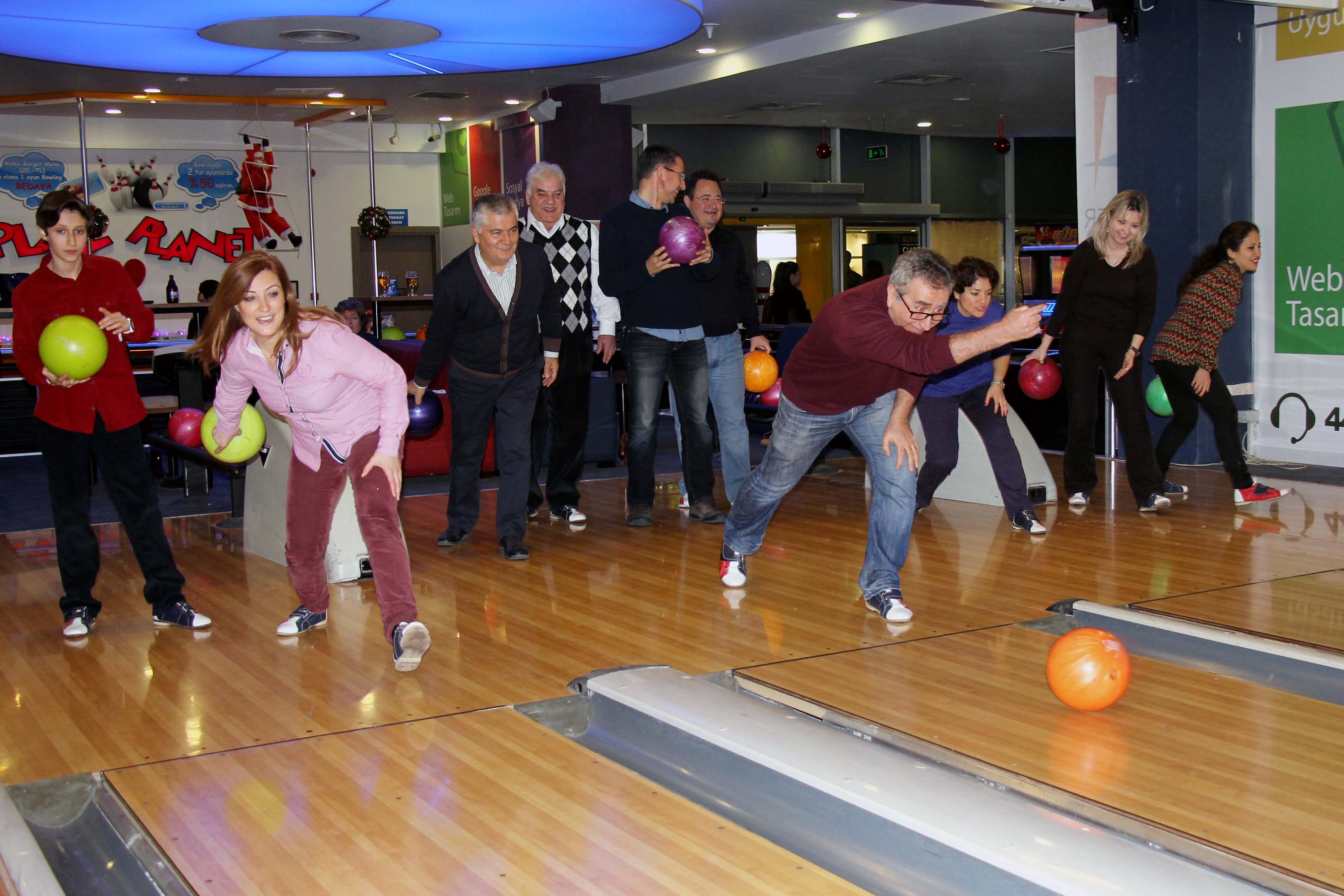 ELODER, lojistikçileri bowlingle buluşturdu