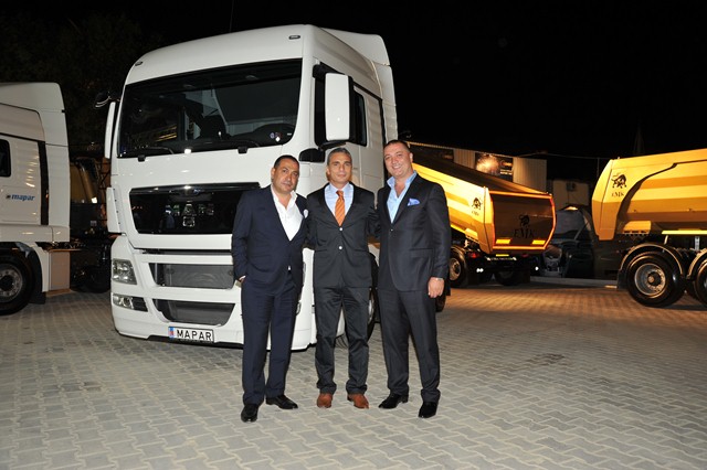 EMK Treyler’e İzmir’de büyük ilgi!..