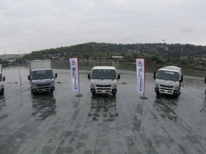 Hafif kamyon pazarına Fuso Canter dopingi