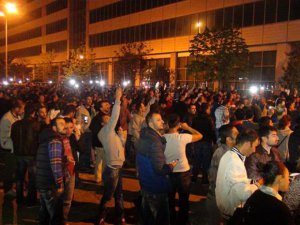 Bursa'da Renault işçileri üretimi durdurdu!