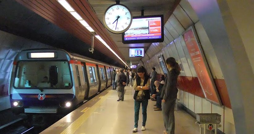 İstanbul'a insansız metro