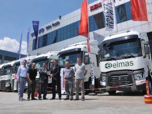 Ege Bölgesi'nin Euro 6 motorlu ilk Renault Trucks'ı