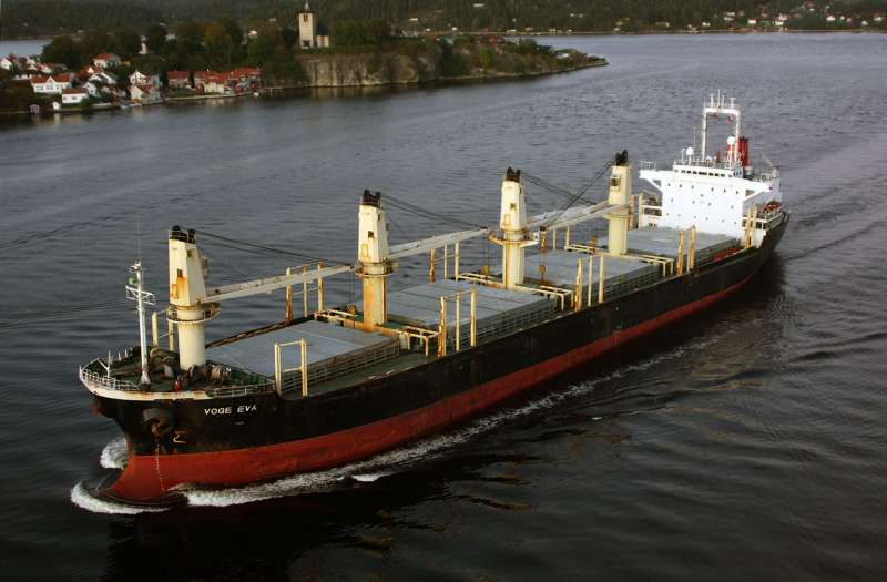M/V VOGE EVA, 3 milyon 200 bin dolara Türk alıcıya satıldı