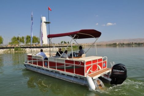 Batmayan alüminyum tekne üretildi