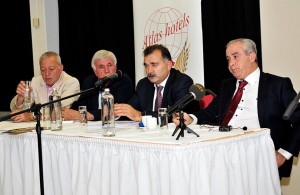 Turgut Torunoğulları: Sandık başına gidelim, oylarımızı kullanalım