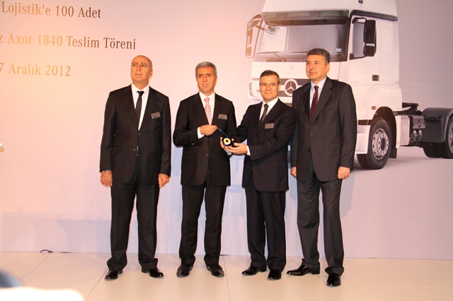 Mercedes-Benz Türk’ten Martaş’a 100 Axor