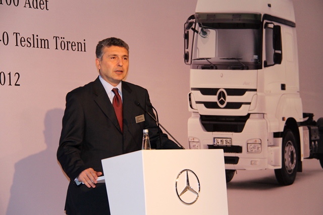 Mercedes-Benz Türk’ten Martaş’a 100 Axor