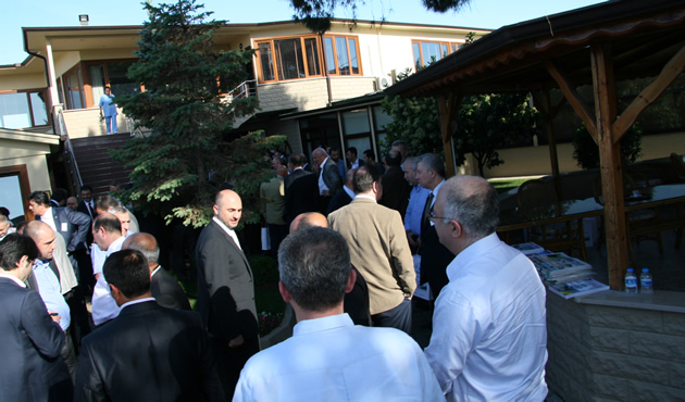 Kalkavan: Denizlere hakim olan cihana hakim olur