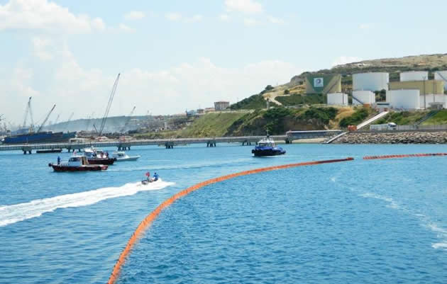 Uzmar’dan deniz kirliliğine acil müdahale tatbikatı