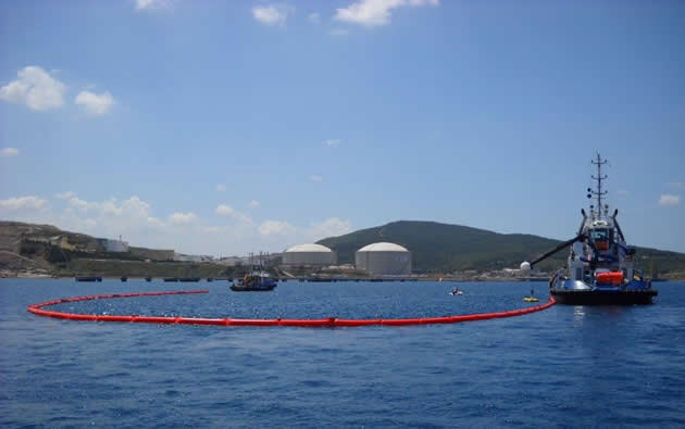 Uzmar’dan deniz kirliliğine acil müdahale tatbikatı