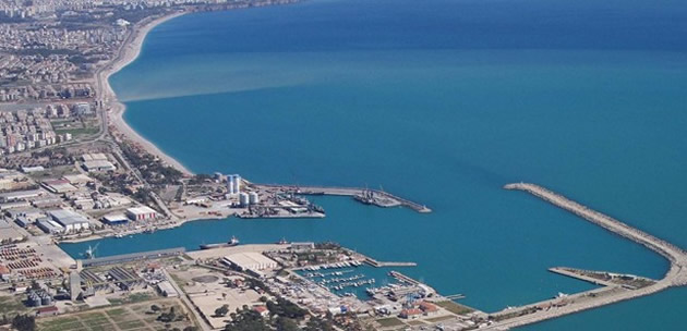 Antalya Limanı'nda dip tarama çalışması