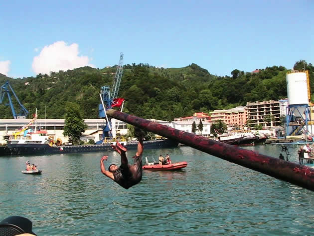 Hopa’da 1 Temmuz Denizcilik ve Kabotaj Bayramı