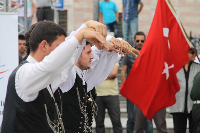 İstiklal Marşsız ‘saygı’sız Kabotaj