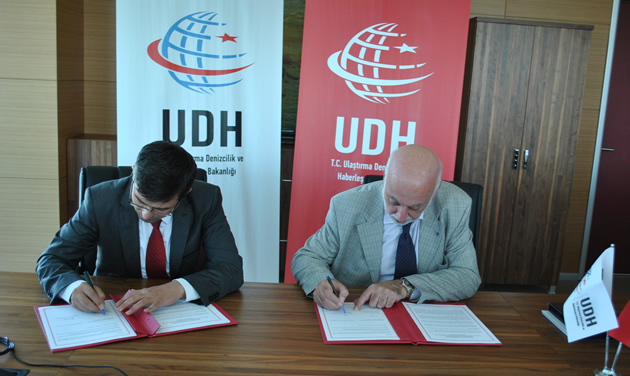 Alsancak ve Brindisi kardeş liman oldular