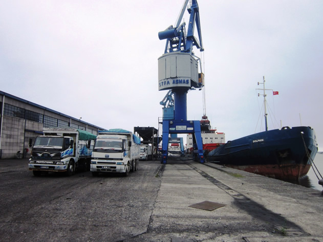 Hopa Limanı’nda işlem hacmi artıyor