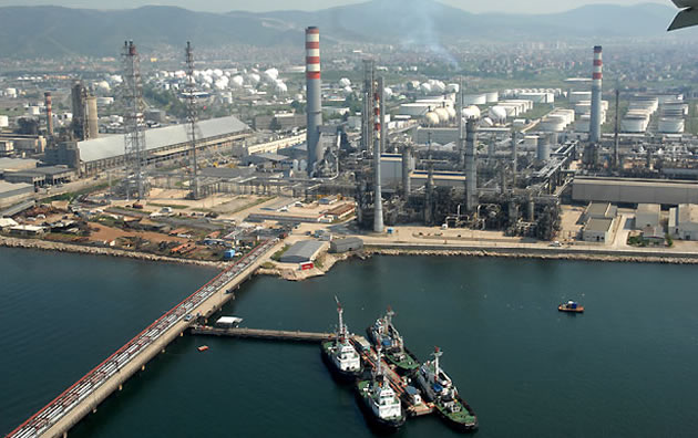 Dünyanın en pahalı akaryakıtı insanları farklı yollara sevkediyor