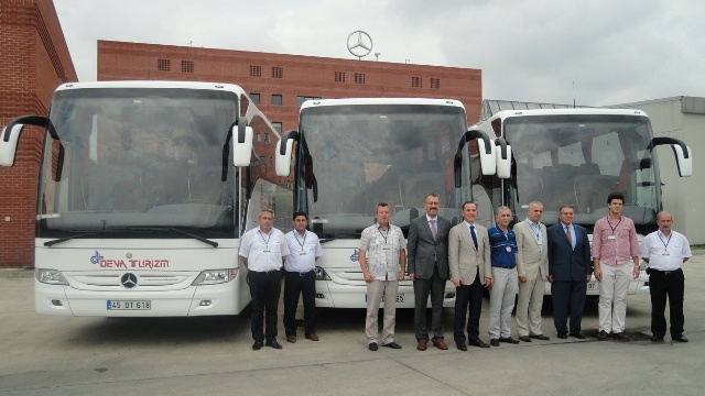 Mercedes-Benz teslimatta hız kesmedi