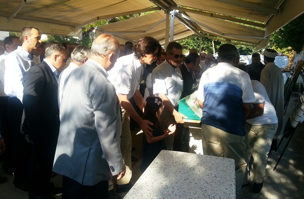 Feryal Solakoğlu toprağa verildi