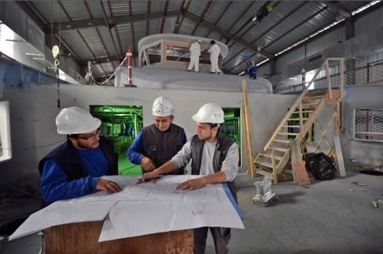 İzmir ilk gemisini yılbaşında alıyor