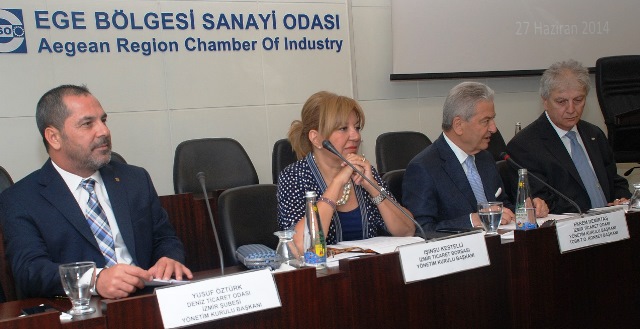 Ege’de ‘marina’ çıkışta, kruvaziyer düşüşte