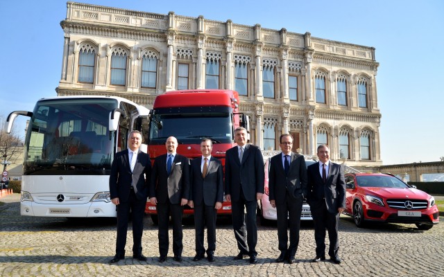 Mercedes, 2014'ü rekorlarla kapattı