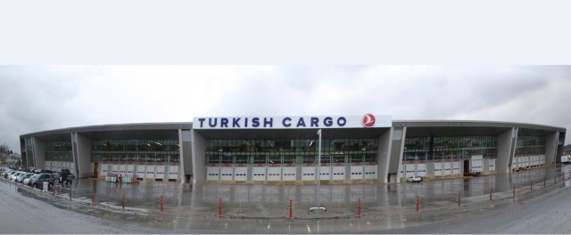Türkiye’nin en büyük hava kargo terminali açıldı