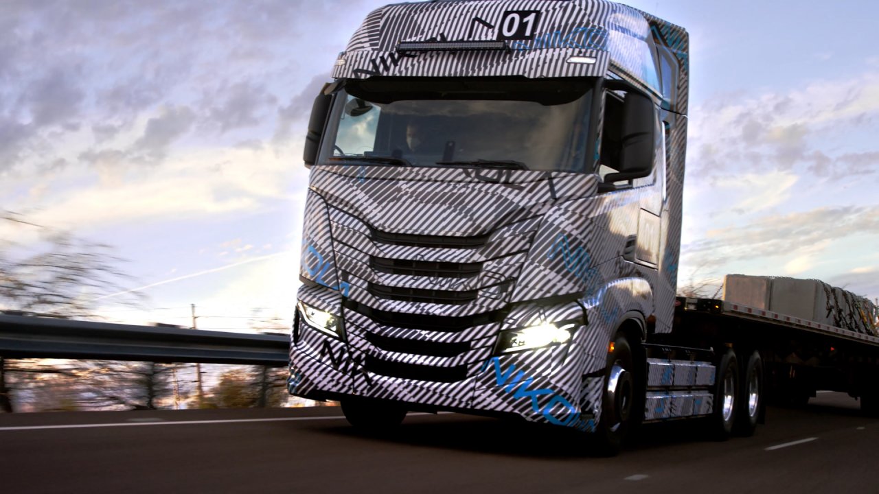 behind-the-wheel-cnh-industrial-and-nikola.jpg