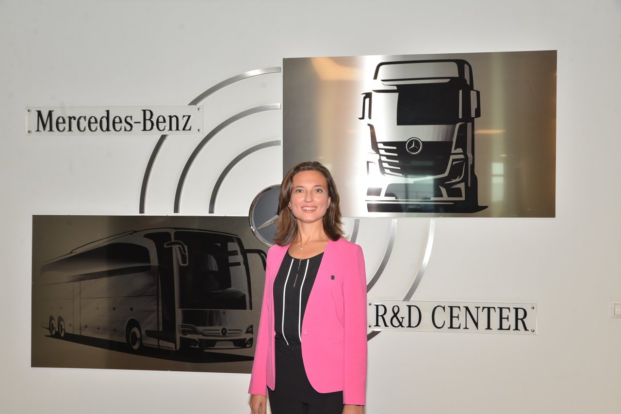 mercedes-benz-turk-otobus-gelistirme-karoseri-direktoru-dr-zeynep-gul-koca.jpg