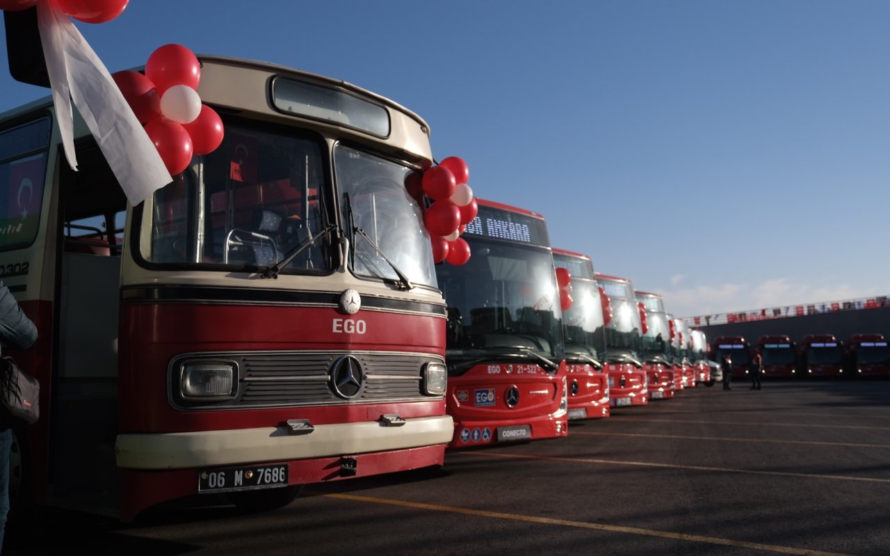 ankara-buyuksehir-belediyesi-mercedes-benz-conecto-otobuslerini-teslim-almaya-basladi-03.jpg