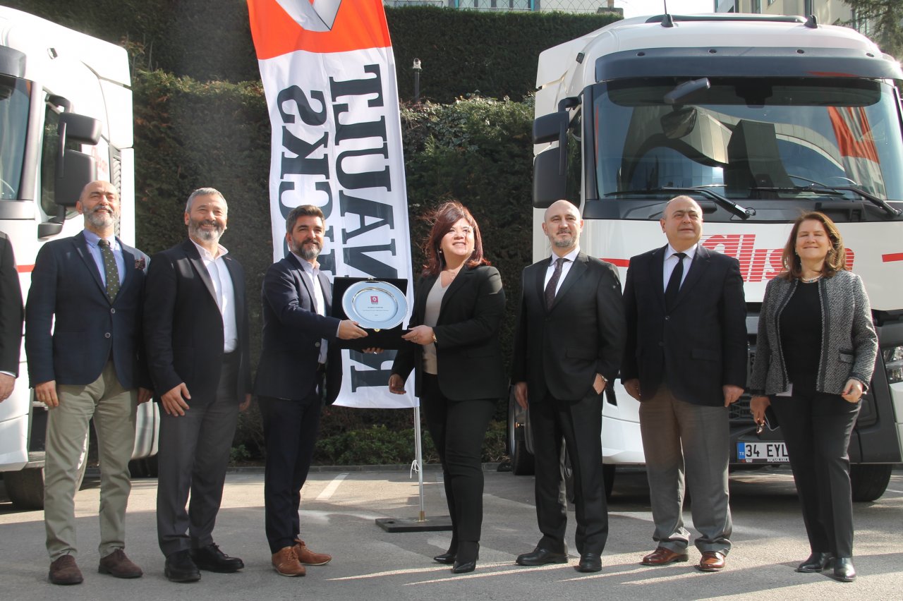 renault-trucks-alisan-27.jpg
