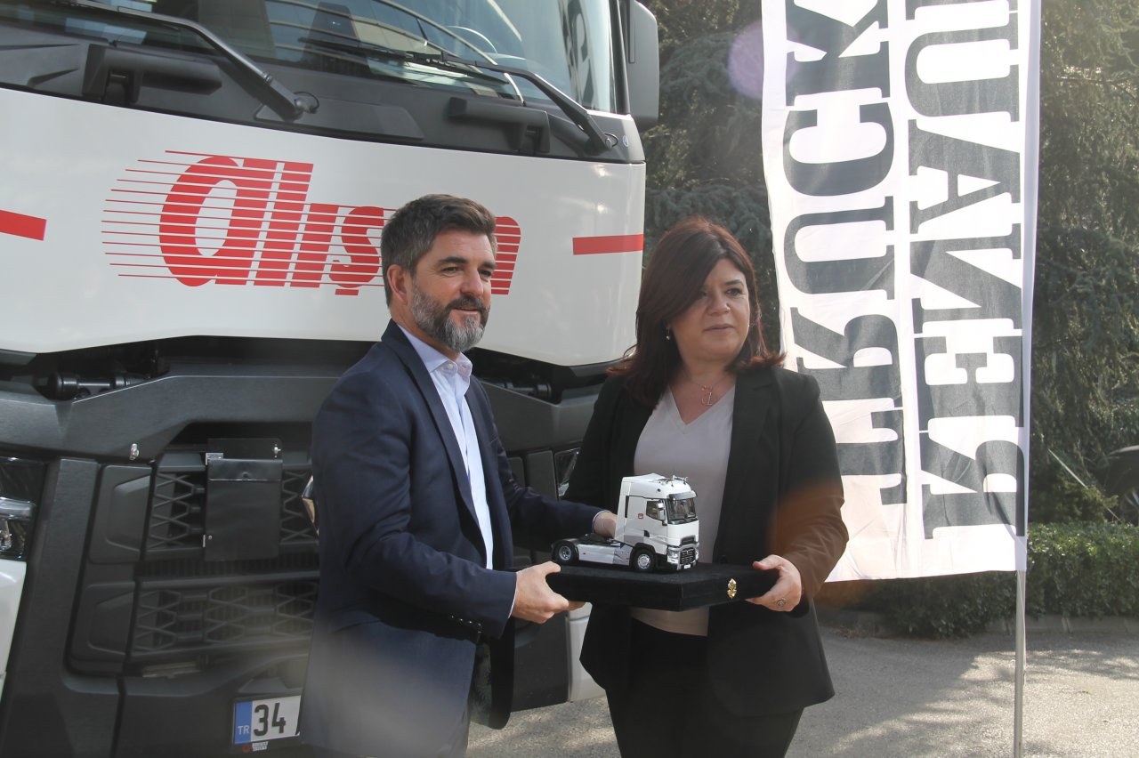 renault-trucks-alisan-40.jpg