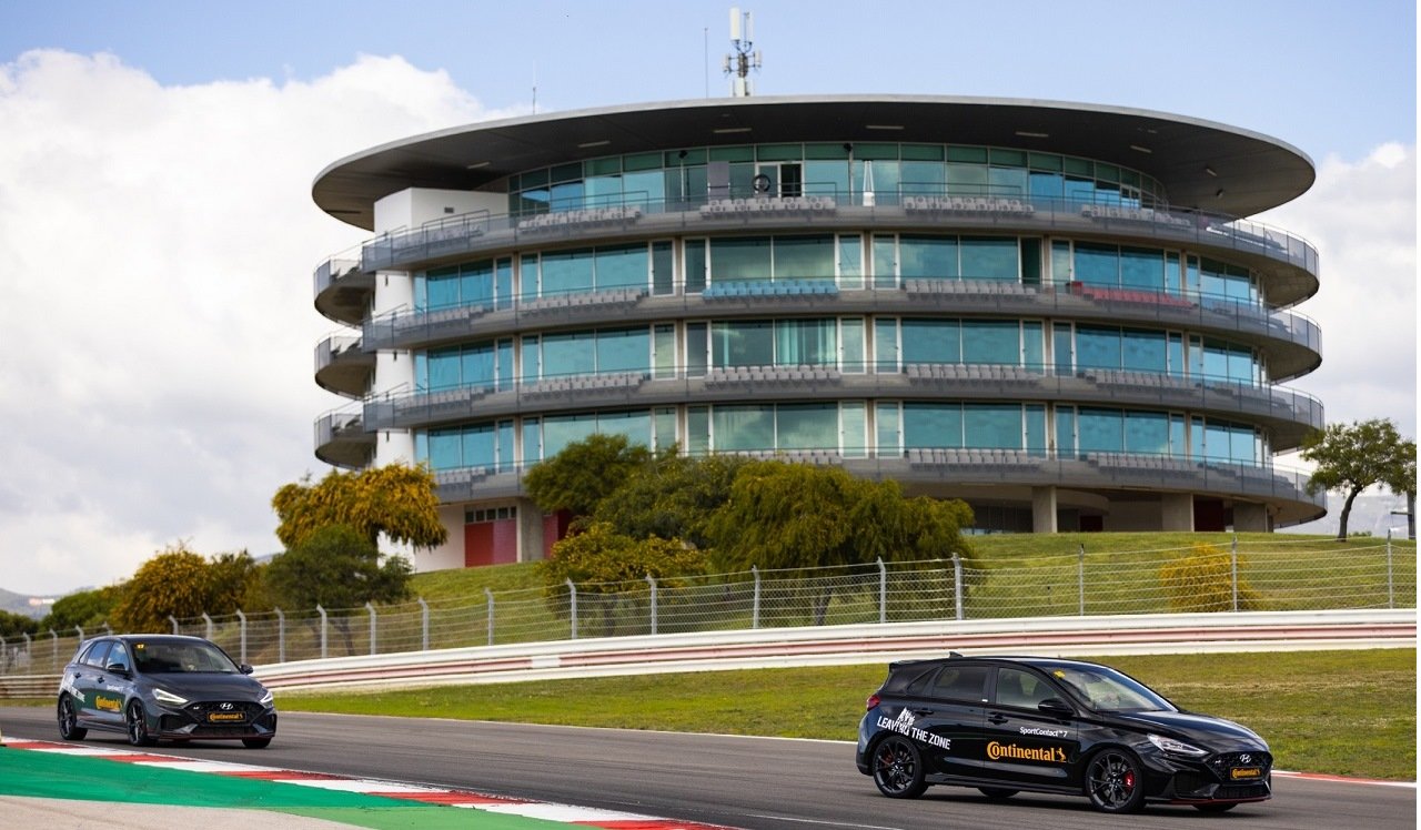 continental-pp-sportcontact7-2.jpg