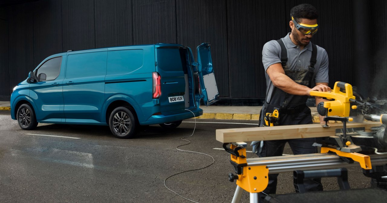 ford-e-transit-custom-15.jpg