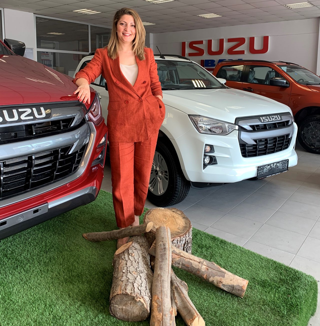 bav-isuzu-satis-muduru-inci-kaplan.jpg