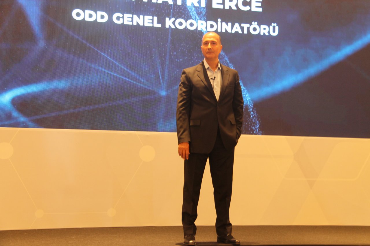 hayri-erce-1.jpg