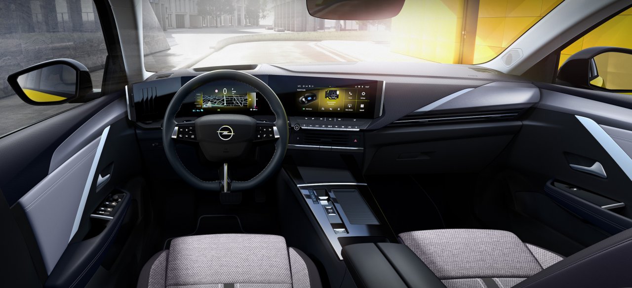 yeni-opel-astra-kokpit.jpg
