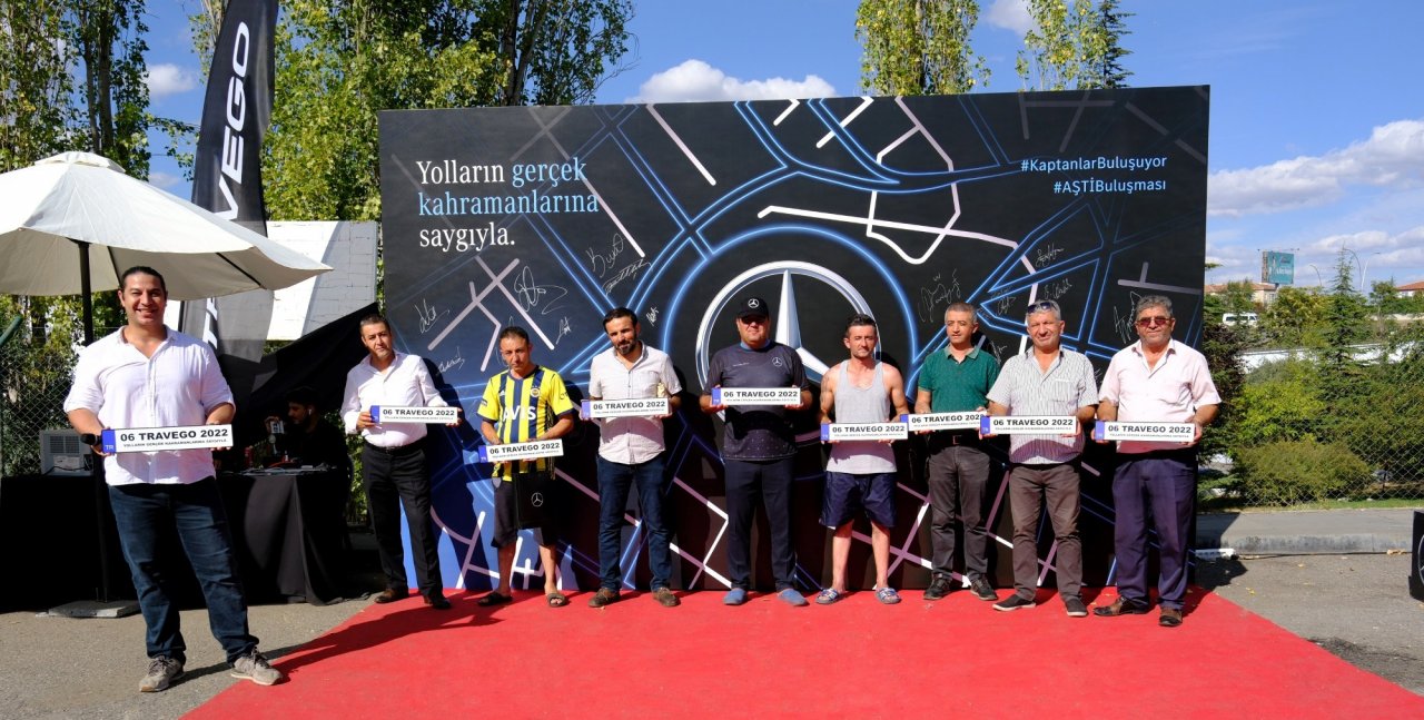 mercedes-benz-turk-otobus-kaptanlariyla-ankarada-bir-araya-geldi-05.jpg