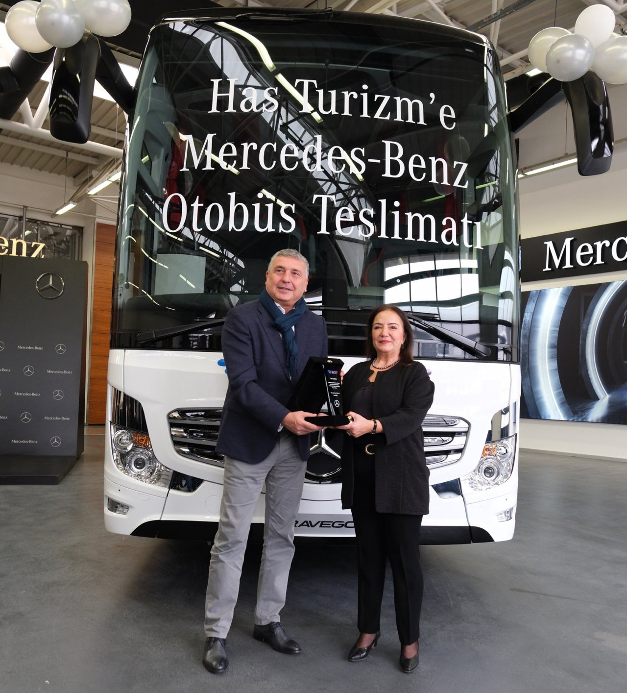 mercedes-benz-turk-has-turizme-3-adet-tourismo-16-ve-1-adet-travego-16-teslim-etti-03.jpg