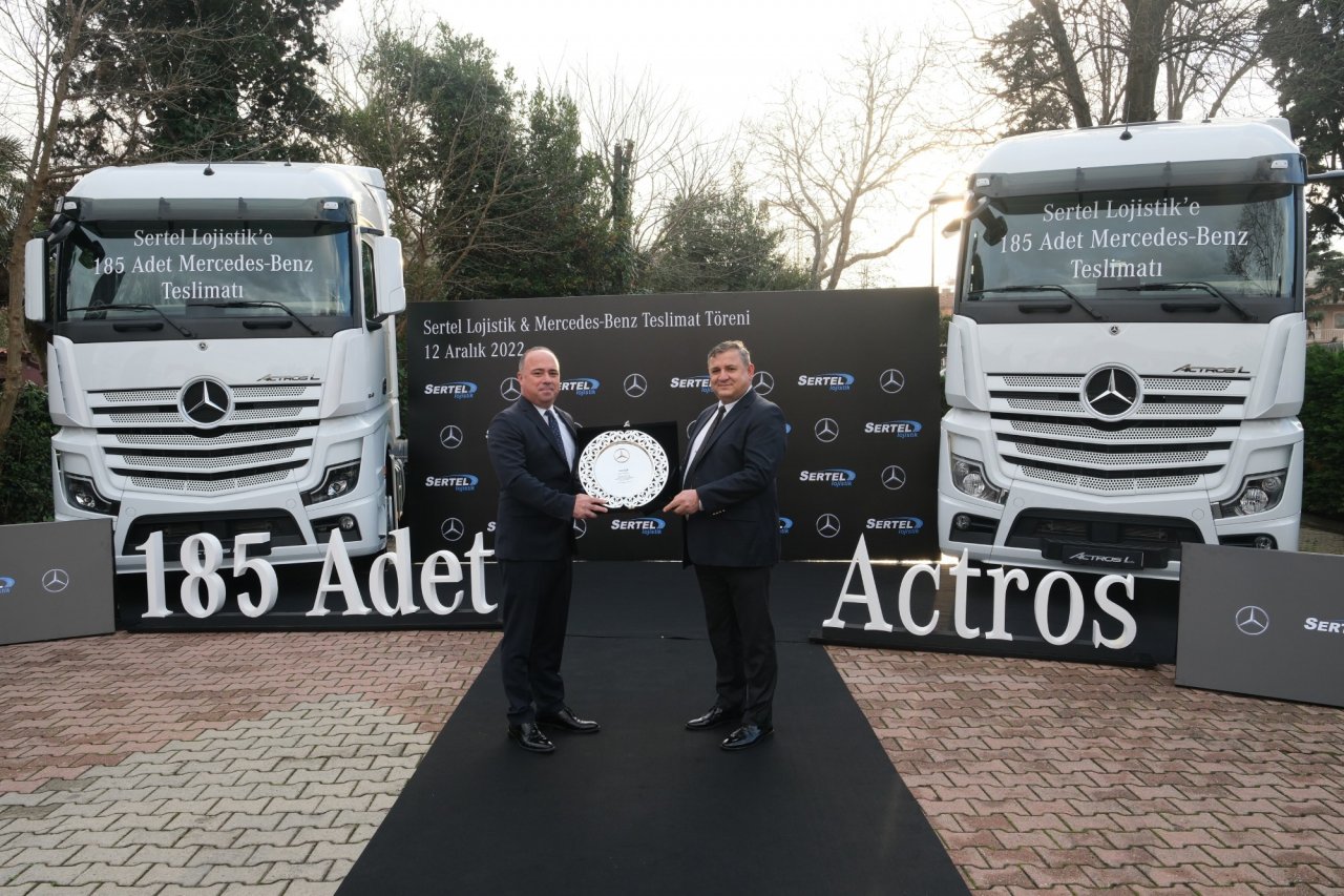 mercedes-benz-turk-teslimatlarina-sertel-lojistike-185-adet-actros-ile-devam-ediyor-02.jpg