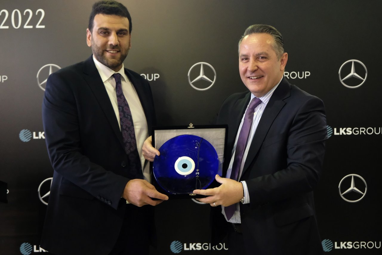 lks-grup-mercedes-benz-turkten-teslim-aldigi-20-adet-tourismo-16-2-1-ile-filosunu-guclendirdi-04.jpg