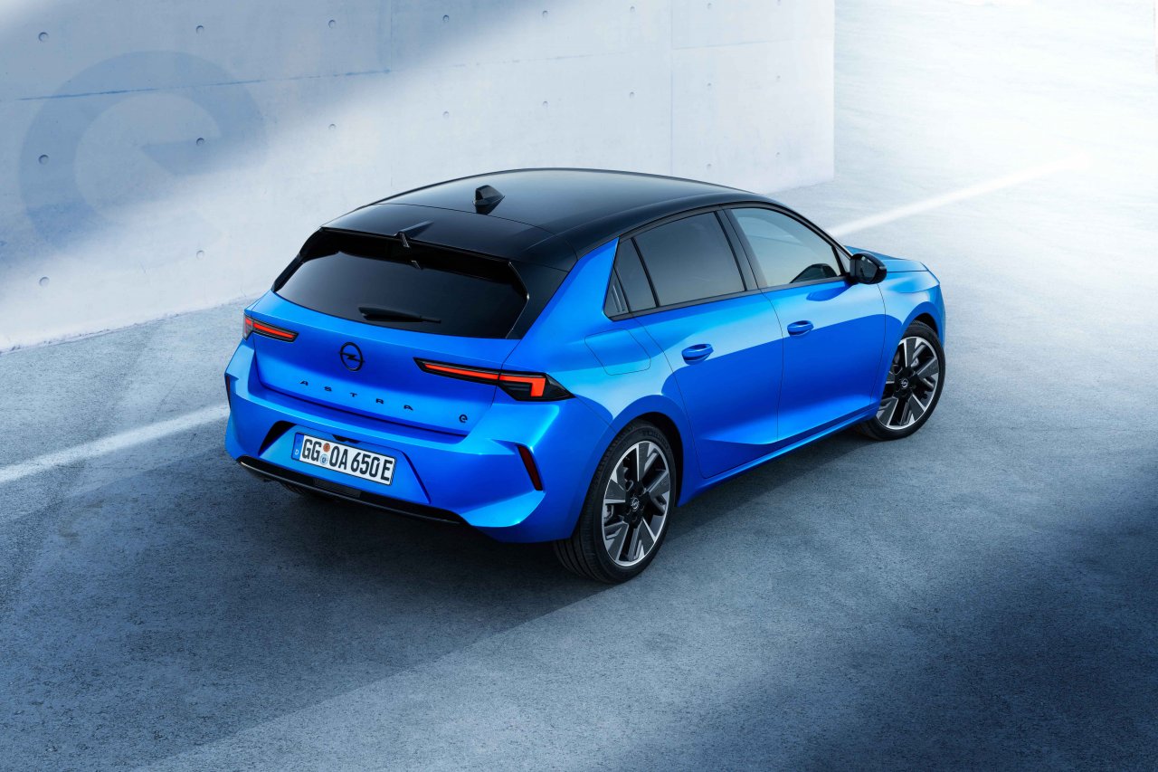 opel-astra-e-2.jpg