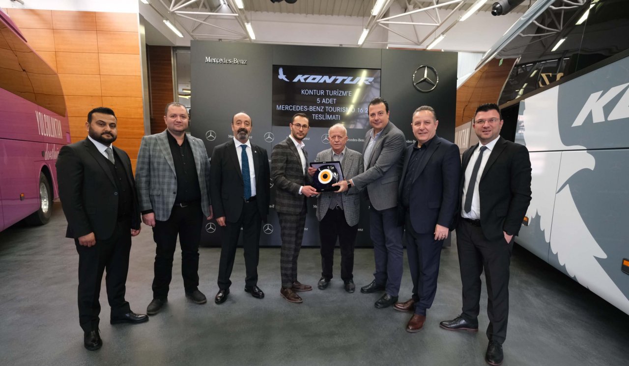 kontur-turizm-mercedes-benz-turkten-5-adet-mercedes-benz-tourismo-16-21i-teslim-aldi-03.jpg