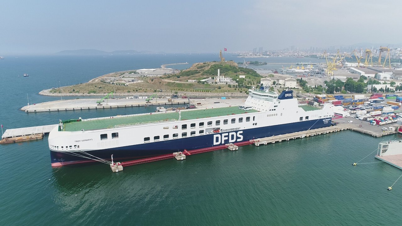 dfds.jpg