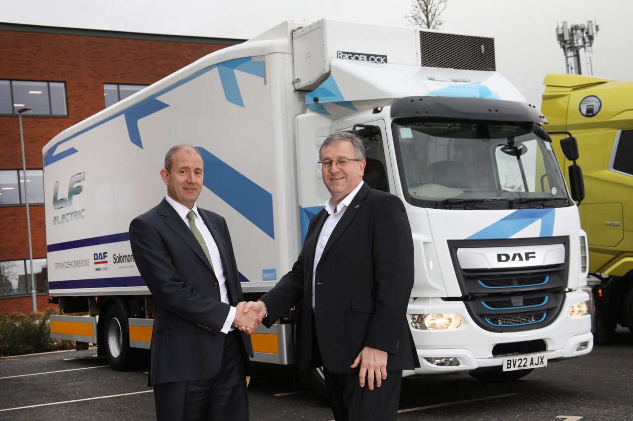 daf-receives-large-order-from-uk-asset-alliance-group2.jpg
