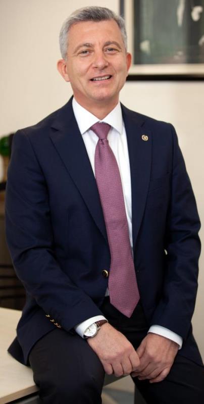 kamil-gulenser-1.jpeg