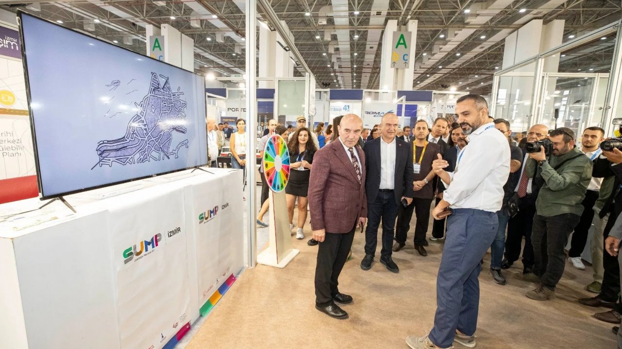 2-logistech-fuari-fuar-izmirde-basladi.webp