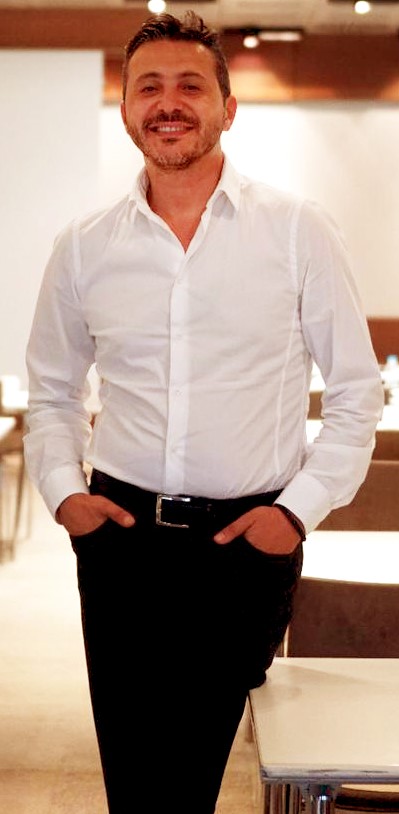 yucel-karadis.jpg