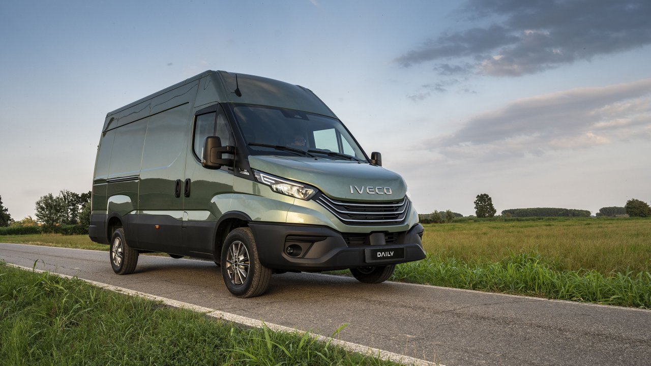 iveco-daily-panelvan.jpg