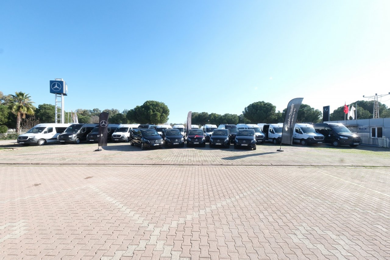 mercedes-benz-hastalya-otomotiv-teslimat-3.jpg