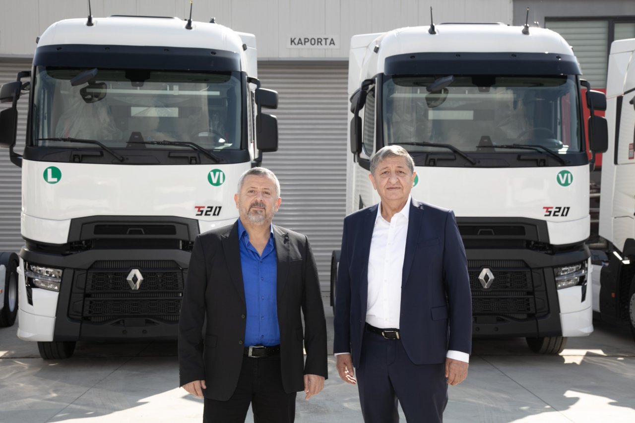 nusaybin-kayar-kamuran-kayar-renault-trucks-teslimat-2.jpg